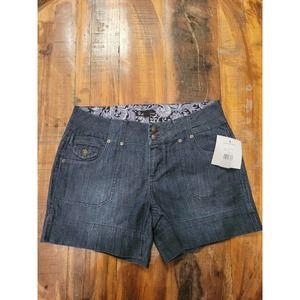 NWT Signature Studio Denim Jeans Size 6